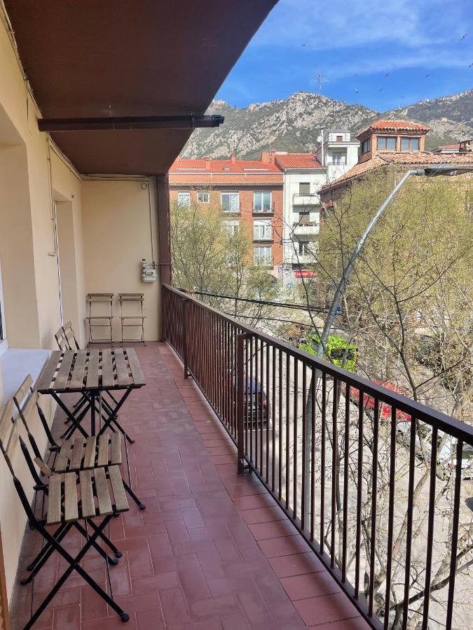 Apartamento Centrico En Berga - Alberga Kültér fotó